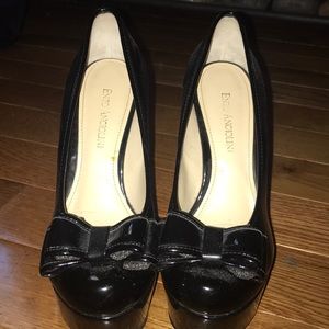 Sz 5.5 Black Pumps with Bows